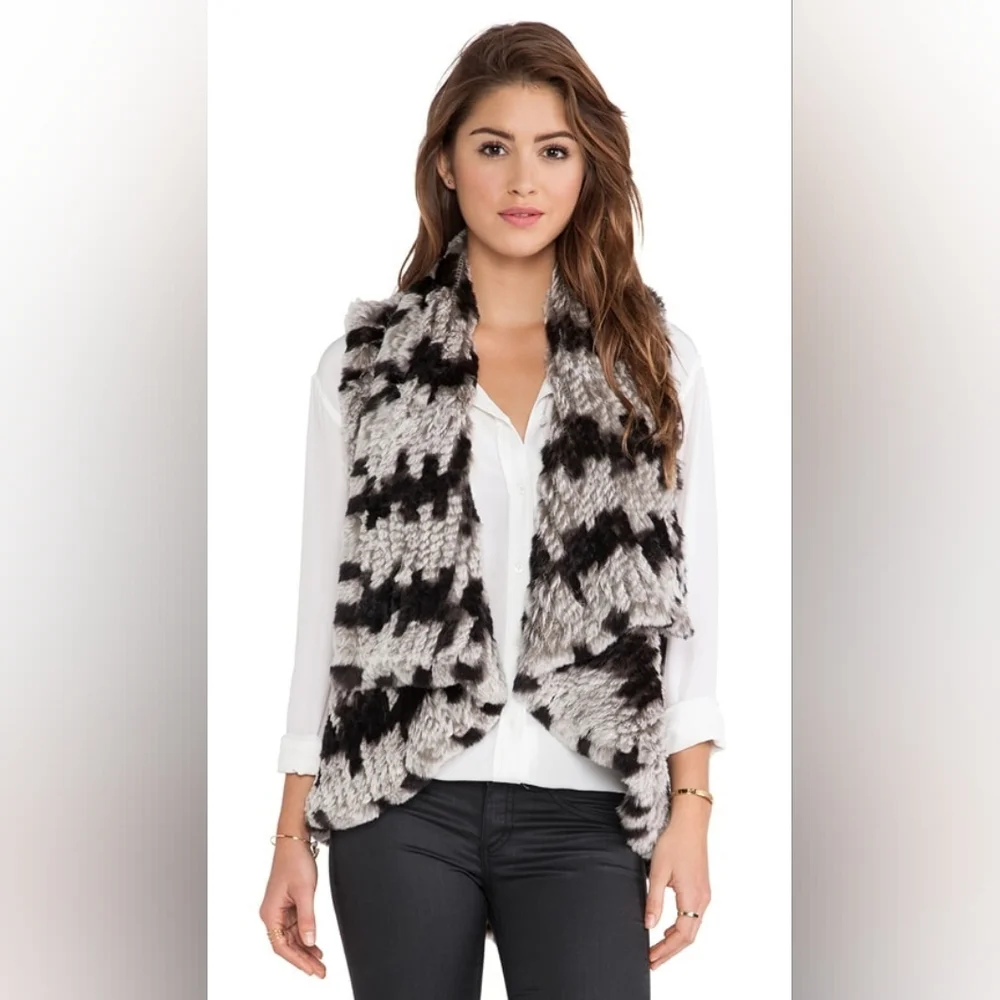 Alice + Olivia India Real Rabbit Fur Cascade Vest in Grey & Black Size Medium